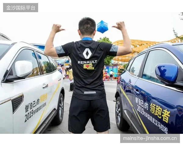 自行车选手一骑绝尘：领跑激情与品质的极致体验